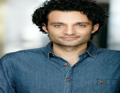 لفنان عمر الجمل ممثل مصرى أمريكى