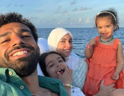 بالصور ...محمد صلاح يقضى أجازته الصيفية بصحبة أسرته