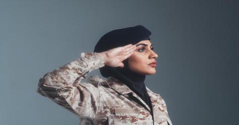 استقطاب السعوديات في العمل العسكري