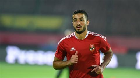 عودة محمد عبدالمنعم للمشاركة مع الأهلي أمام سموحة 