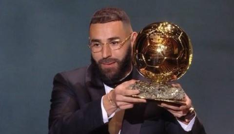 بعد حصوله على الكرة الذهبية....بنزيما يؤكد إعتزاله فى ريال مدريد 