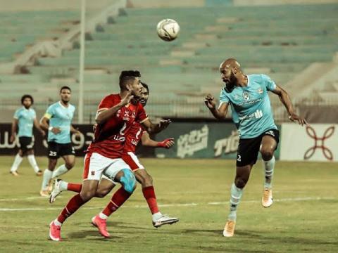 الأهلى ينتزع فوزاً صعب من غزل المحلة ويؤمن صدارة الدوري