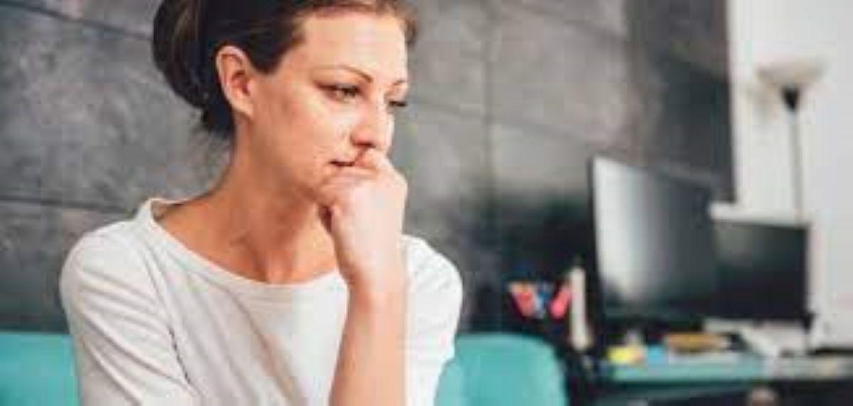 دراسة : دخول النساء سن اليأس قبل الأربعين يصبحن أكثر عرضة للخرف